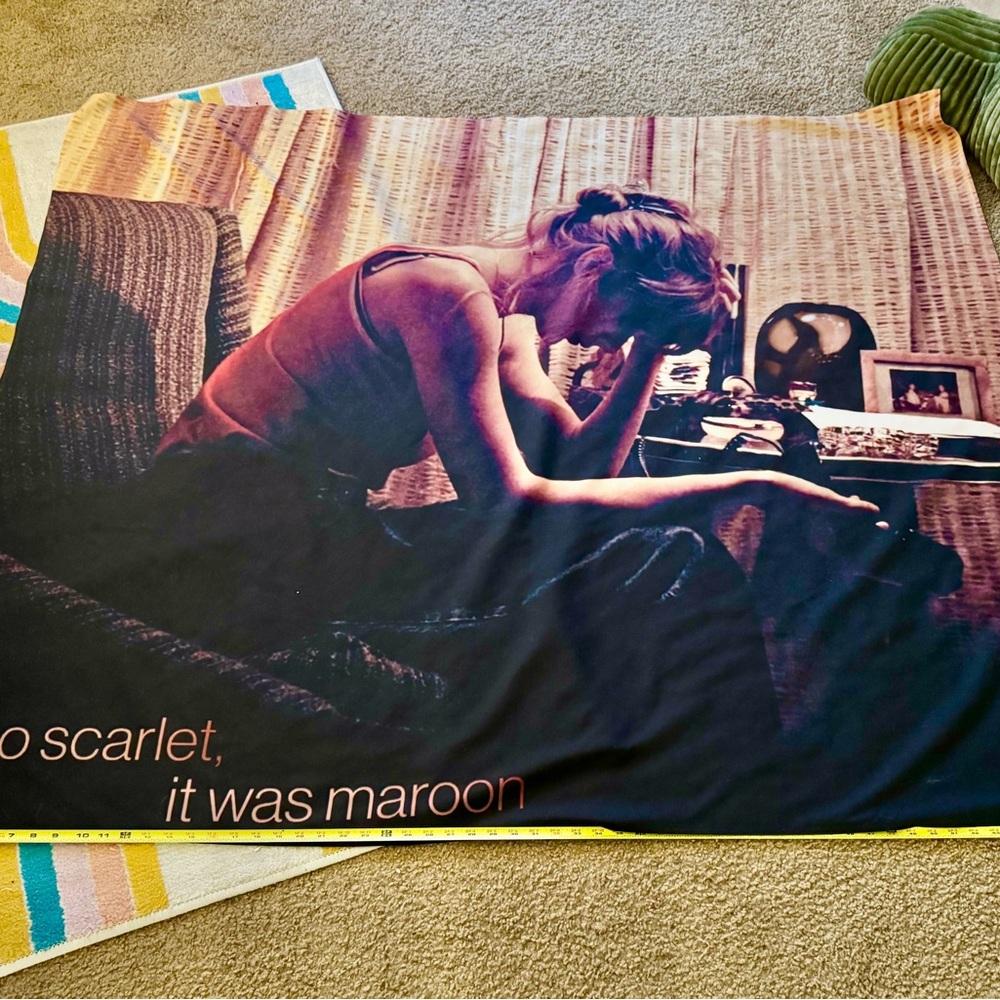 Taylor Swift "Maroon" Tapestry
